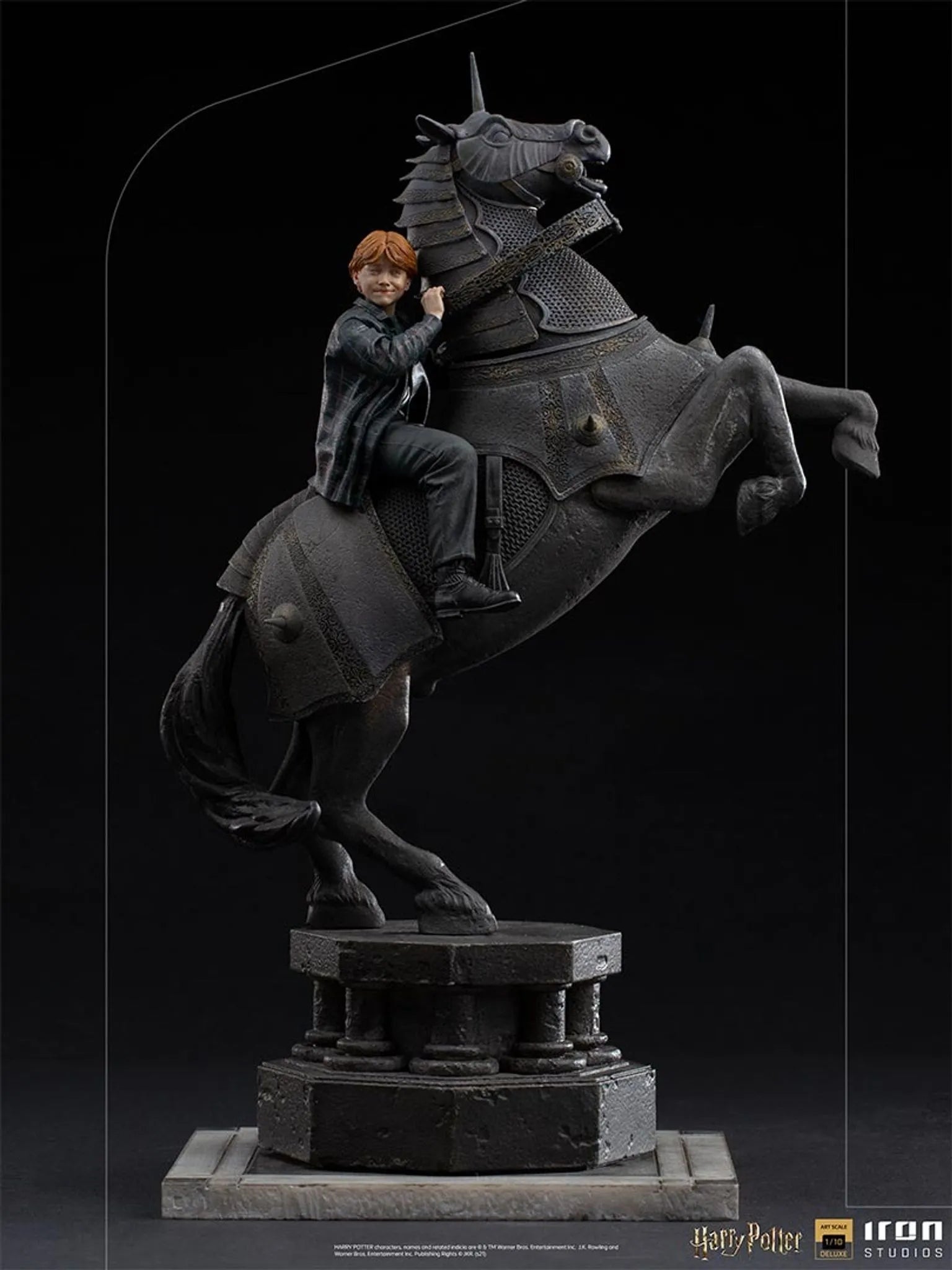 Harry Potter Ron Weasley At Wizard Chess DLX Art-Scale-1/10 Statue – Master  Replicas