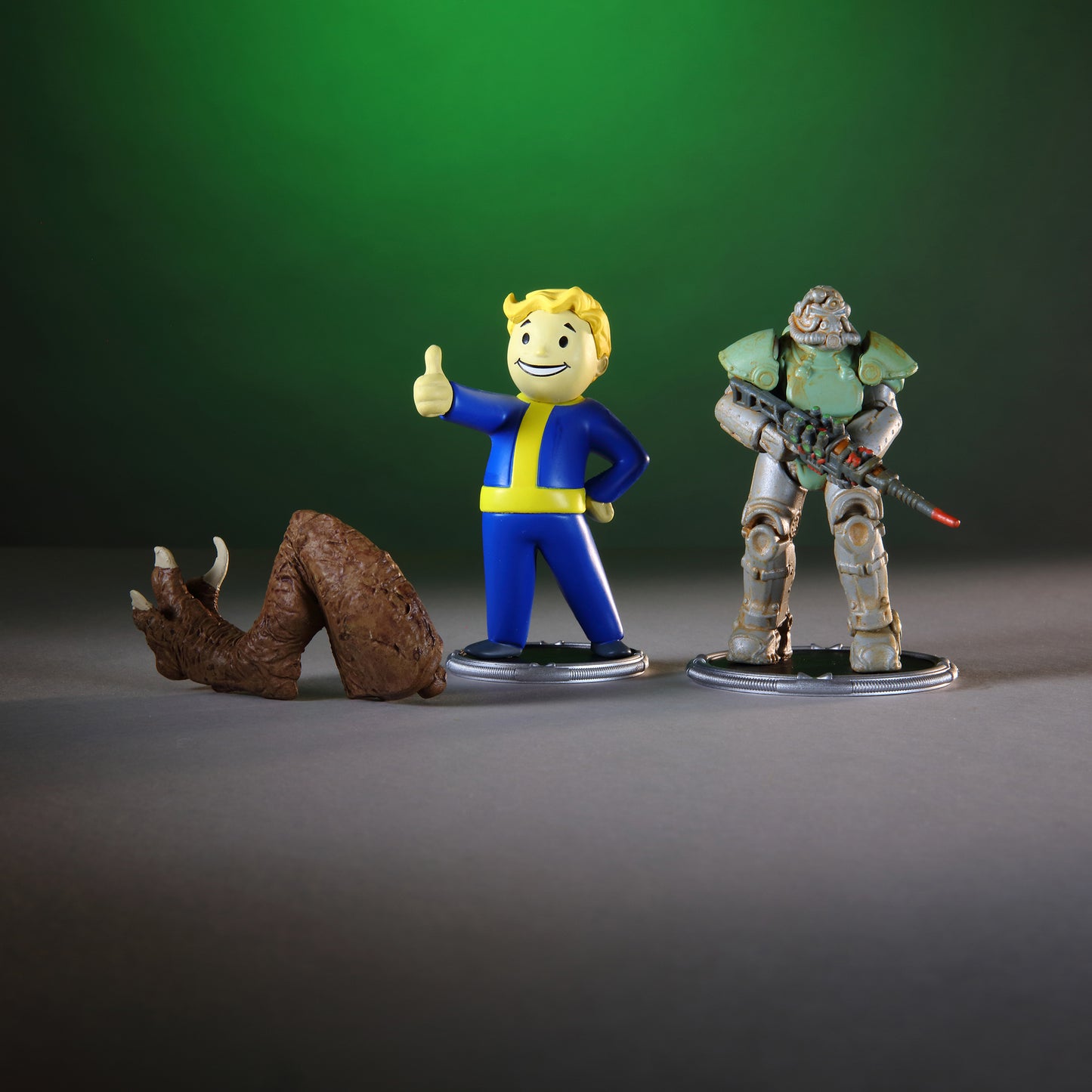 Fallout T-51 and Vault Boy (Classic) Mini Figure Set